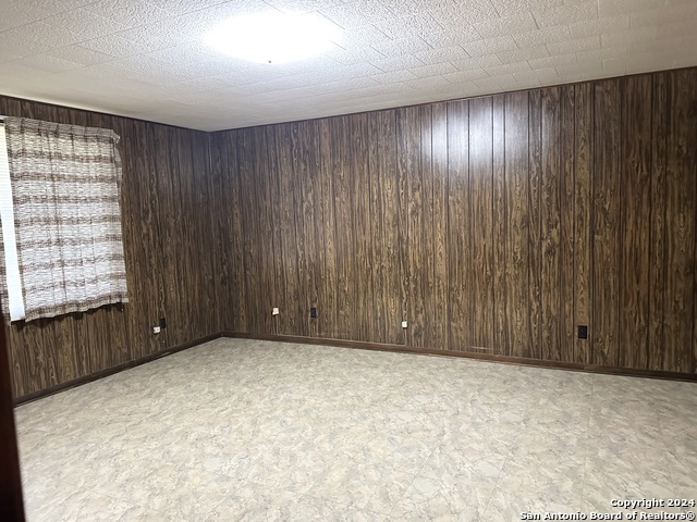 306 S Broadway Street Property Photo 15