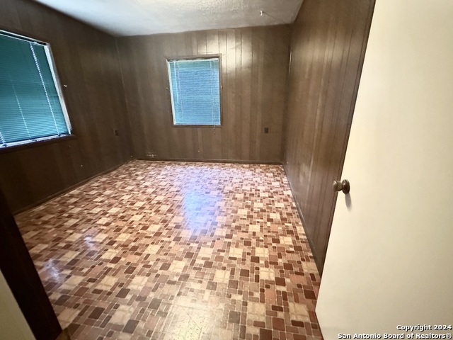 306 S Broadway Street Property Photo 26