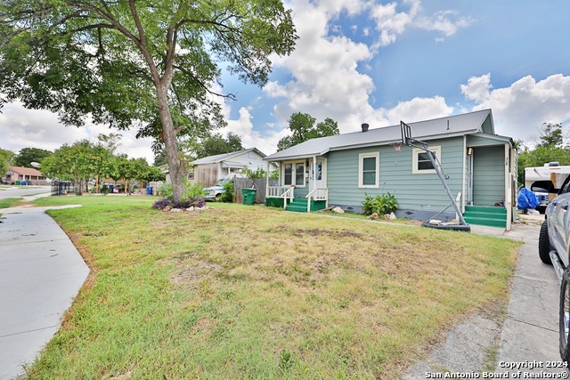 306 Pennystone Ave Property Photo 3
