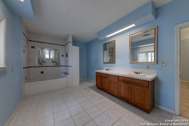 1283 State Highway 46 Property Photo 23