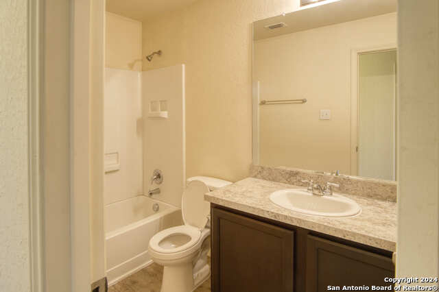 4730 War Horse Dr Property Photo 11