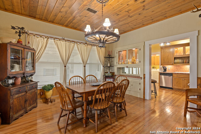 1168 Enchanted River Dr Property Photo 10