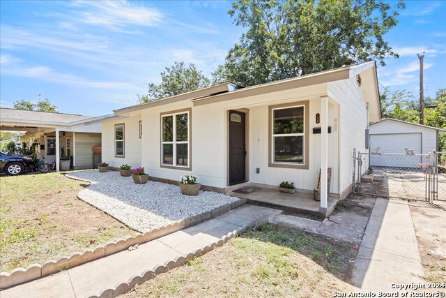 138 Cornish Ave Property Photo 3