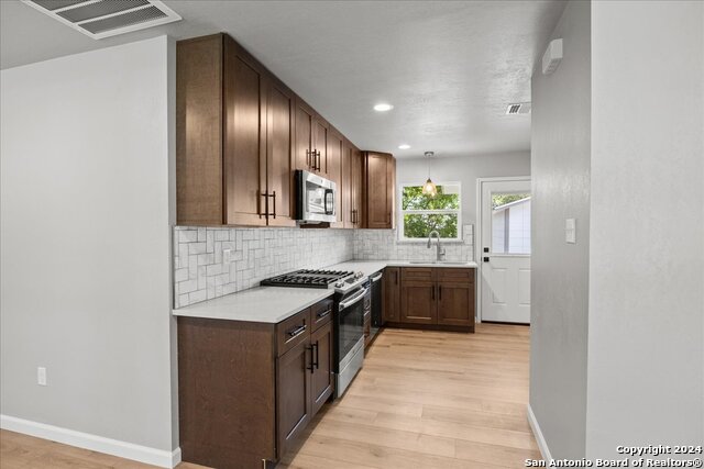 138 Cornish Ave Property Photo 8