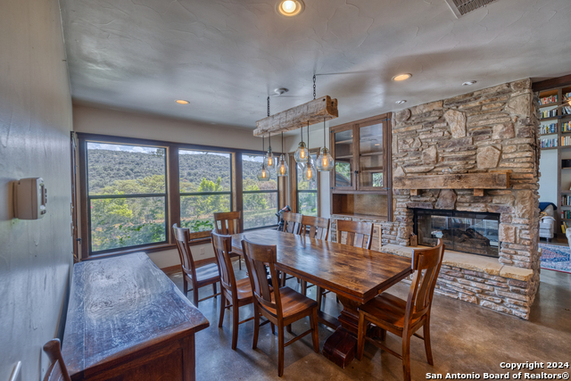 1242 County Rd 348 Property Photo 6