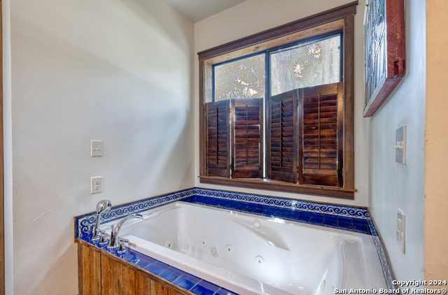 1242 County Rd 348 Property Photo 17