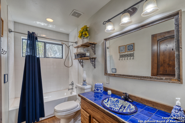 1242 County Rd 348 Property Photo 20