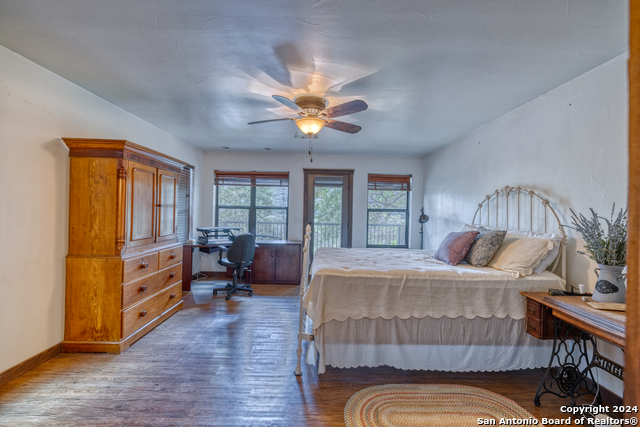 1242 County Rd 348 Property Photo 23