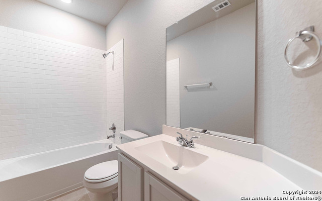 14735 Sycamore Crossing Property Photo 4