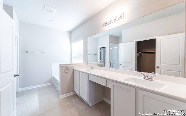 14735 Sycamore Crossing Property Photo 12
