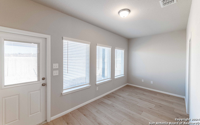 14735 Sycamore Crossing Property Photo 13