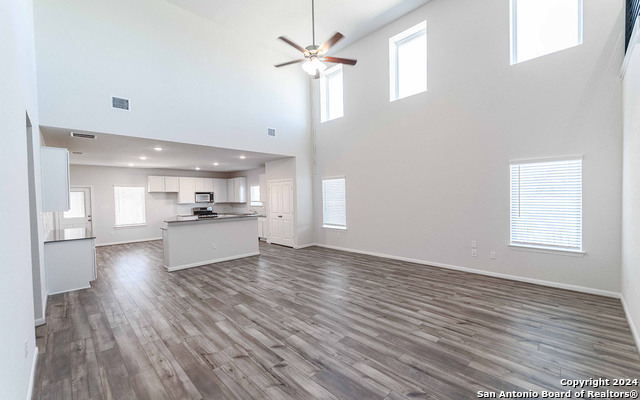14727 Sycamore Crossing Property Photo 3