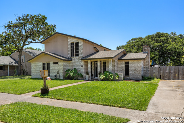 212 San Saba Property Photo 4