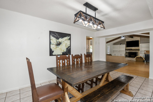 212 San Saba Property Photo 11