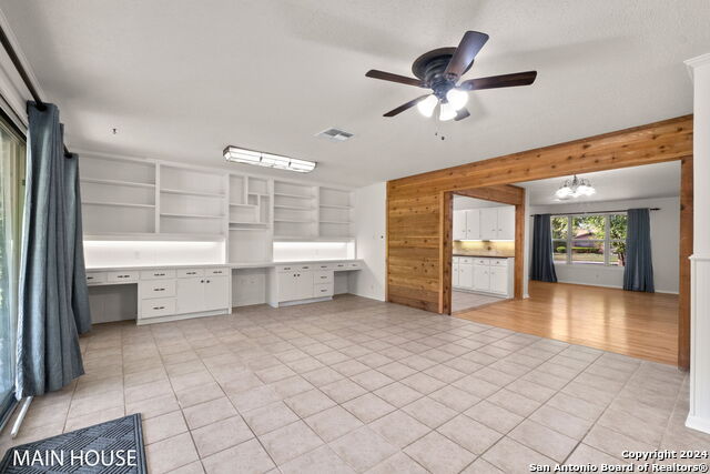 207 W Cheryl Dr Property Photo 14