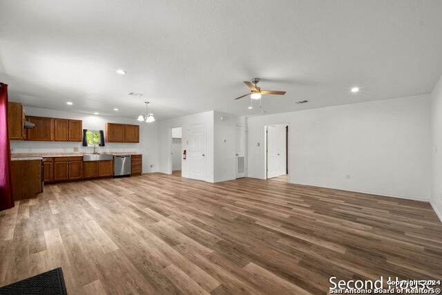 207 W Cheryl Dr Property Photo 28