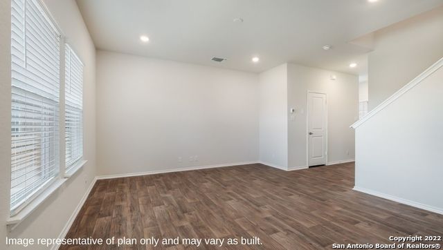 5638 James Trace Dr Property Photo 11