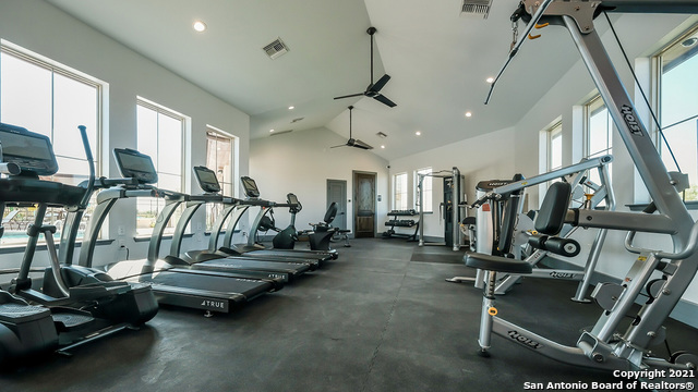 6010 Strasse Way Property Photo 28