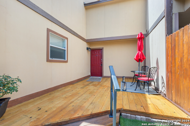 12019 Ashrock Ct Property Photo 3