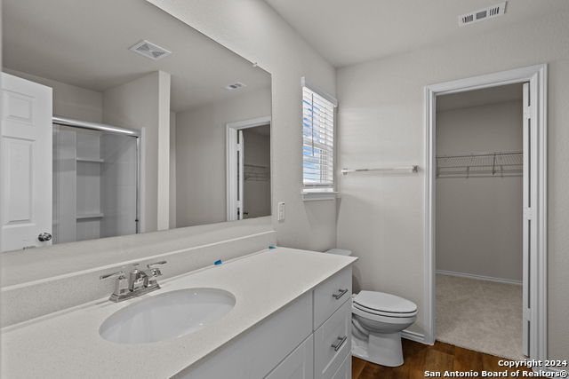 153 W Winding Loop Property Photo 3