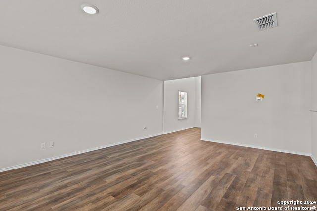 153 W Winding Loop Property Photo 10