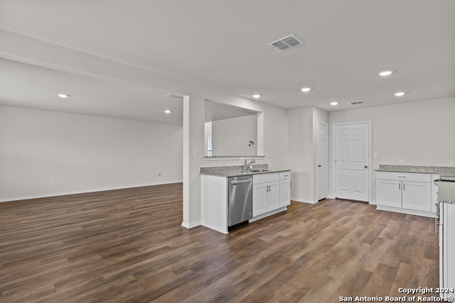 153 W Winding Loop Property Photo 12