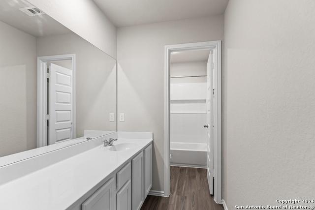 2430 Redlove Dr Property Photo 16