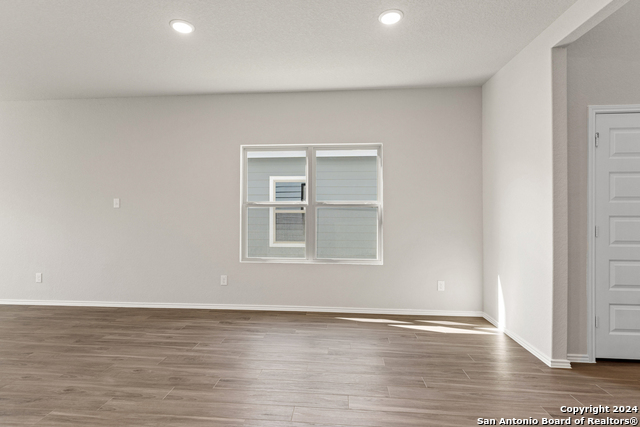 2430 Redlove Dr Property Photo 25