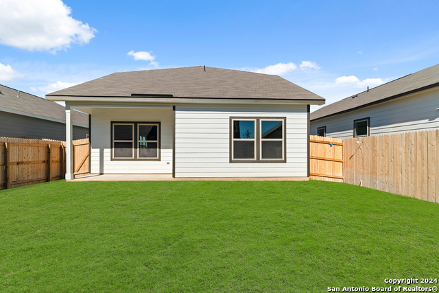 2430 Redlove Dr Property Photo 34