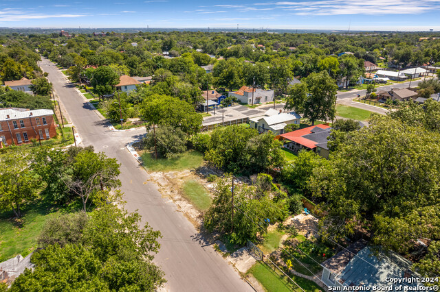 1816 Virginia Blvd Property Photo 3