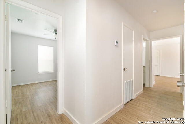 422 Rexford Dr Property Photo 10