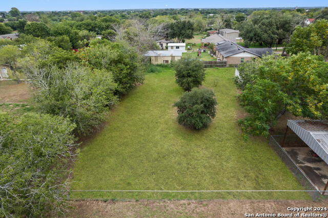 918 6th St Property Photo 40