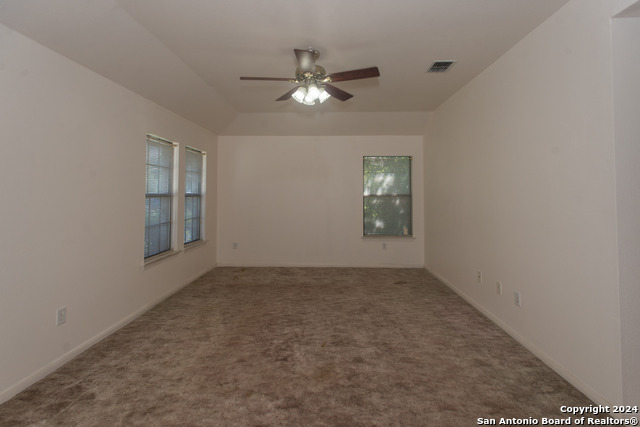 1138 W Hutchins Pl Property Photo 3