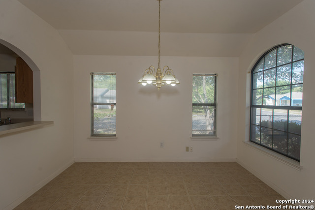 1138 W Hutchins Pl Property Photo 7
