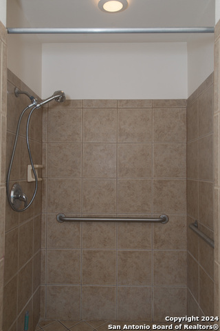 1138 W Hutchins Pl Property Photo 14