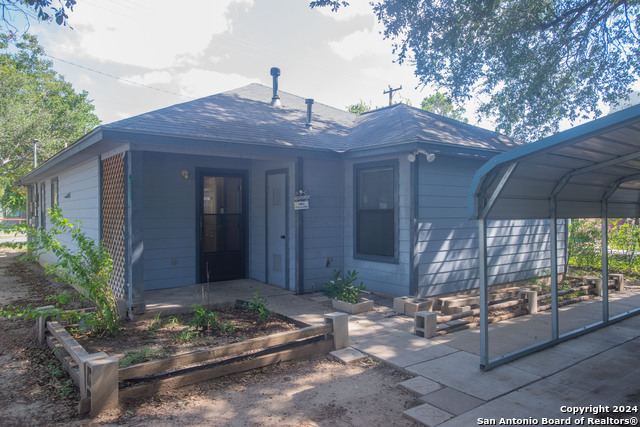 1138 W Hutchins Pl Property Photo 24