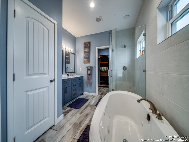 610 Sand Dollar Circle Property Photo 14