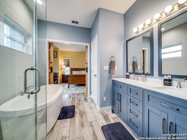 610 Sand Dollar Circle Property Photo 15