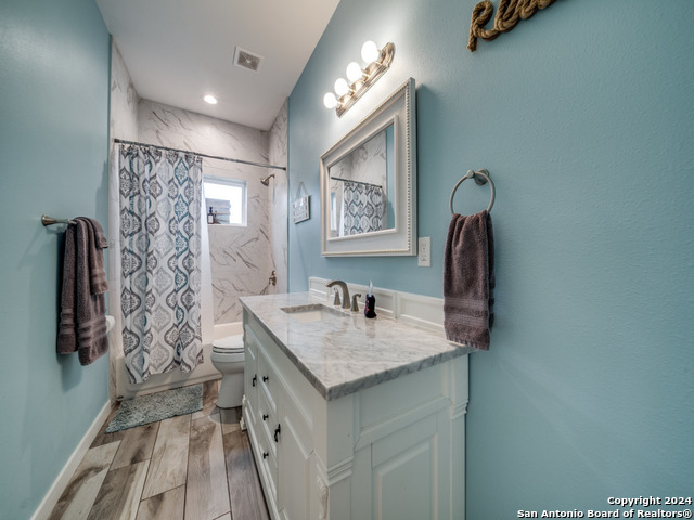 610 Sand Dollar Circle Property Photo 17