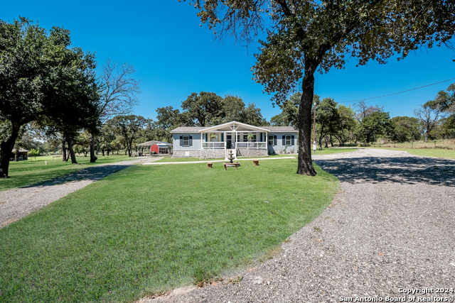 1350 Blue Quail Dr Property Photo 3