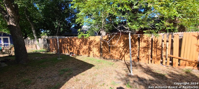 844 S San Manuel Property Photo 5