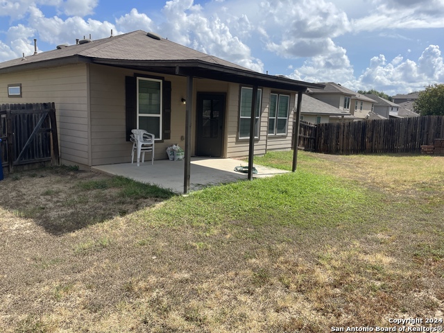 3906 Adair Blf Property Photo 6