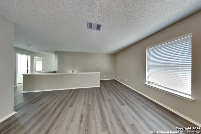 423 Irongate Rdg Property Photo 6