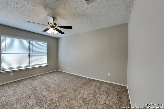 423 Irongate Rdg Property Photo 16