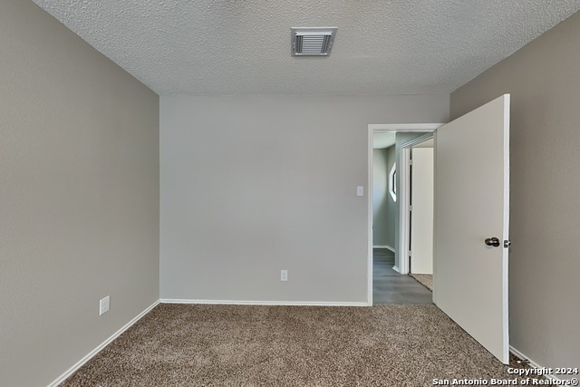 423 Irongate Rdg Property Photo 17