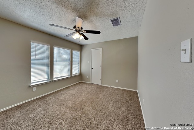423 Irongate Rdg Property Photo 18