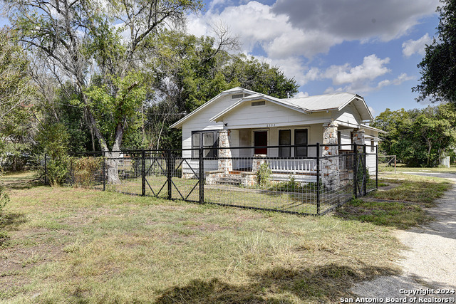 1292 N Business 35 Property Photo 2