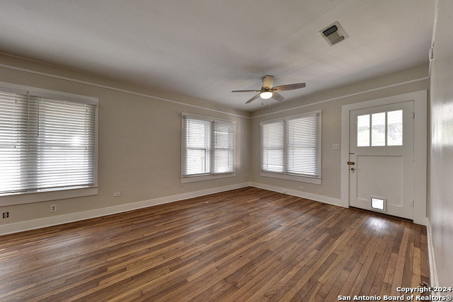 1292 N Business 35 Property Photo 13