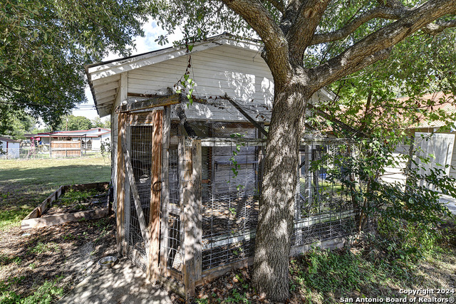 1292 N Business 35 Property Photo 27