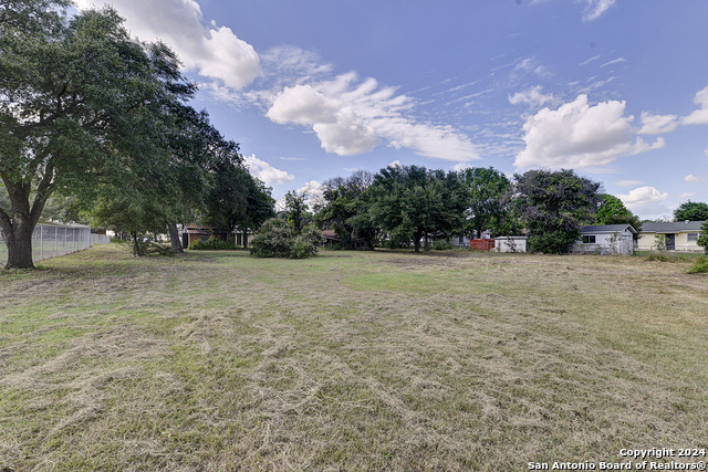 1292 N Business 35 Property Photo 38